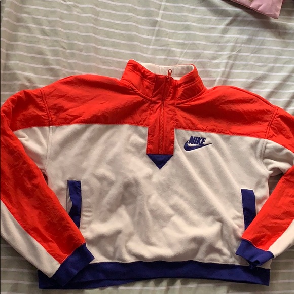 Nike Sweaters - Nike Crop Sweater Nike Sweaters - Nike Crop Sweater